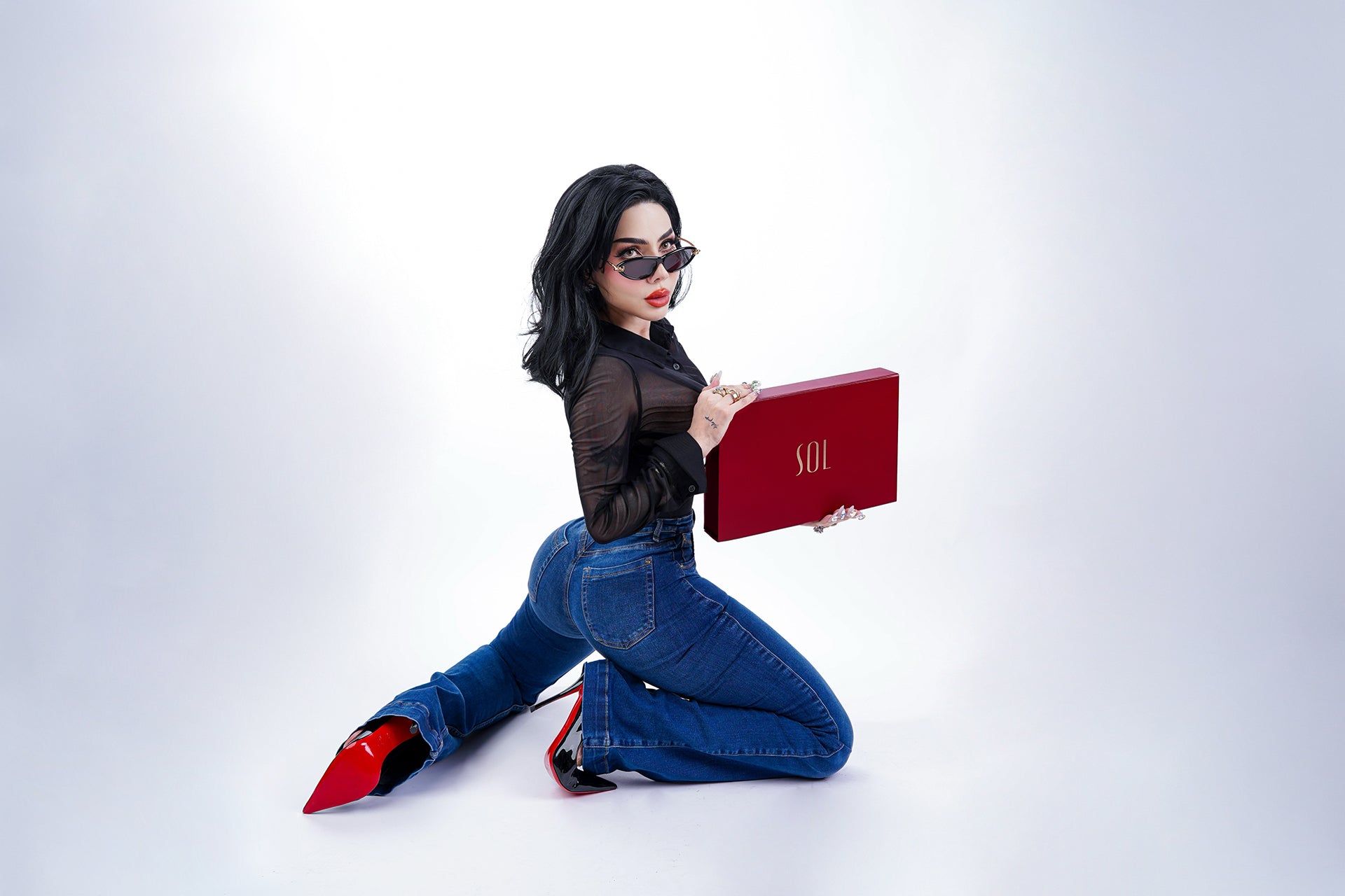 Jeans Icon – SoLBeautyAndCare